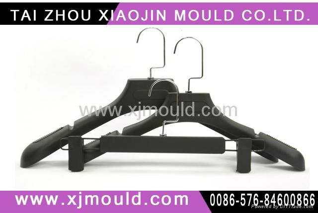 high quality plastic injection hanger moulds maker 