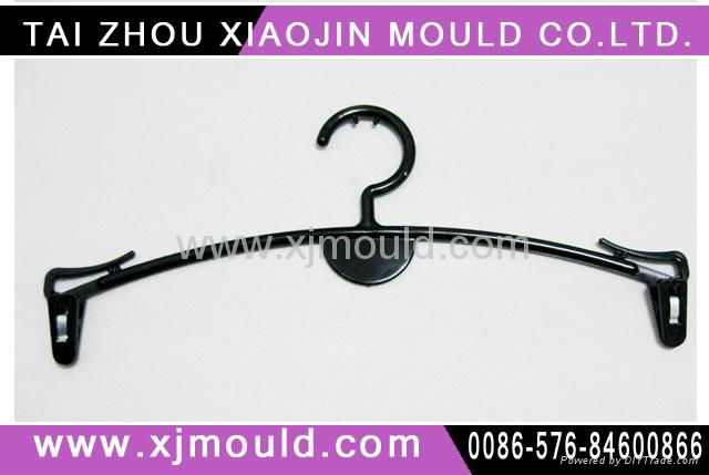 high quality plastic injection hanger moulds maker  2