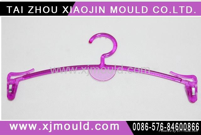 high quality plastic injection hanger moulds maker  4