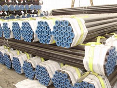 Seamless steel pipe for fluid transportation