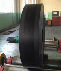 Oil resistant conveyor belt