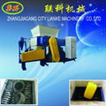 Four shaft shredder machine