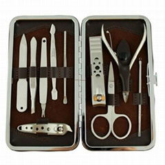 exquisite manicure set