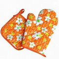 Kitcen gifts oven glove  2