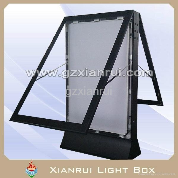 Double sided light box