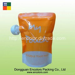 Stand up juice bag with spout