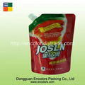 Liquid detergent packing bag with spout top 3