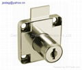 138-22AC drawer lock in furniture 3