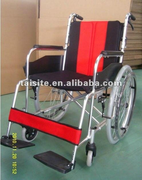 Aluminum movable commode chair for elderly from manufacturer 4