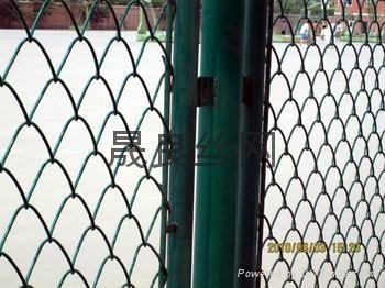 陕南兵工厂操场规划用菱形镀锌浸塑铁丝网 3