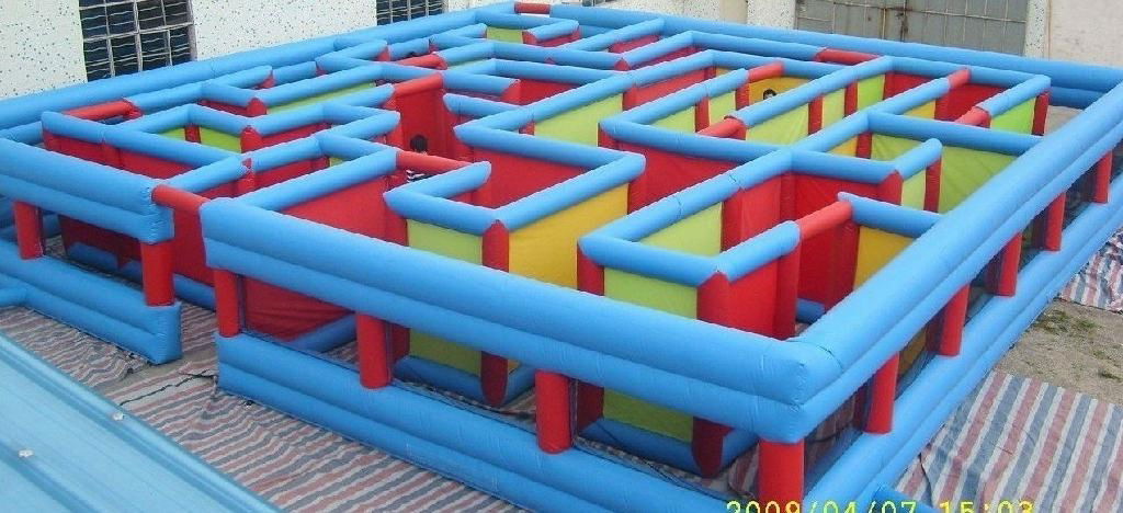 Most interesting hot inflatable maze 3