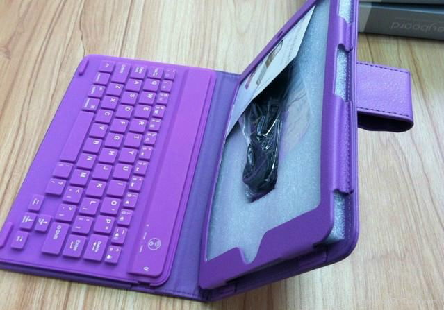 Wireless bluetooth keyboard silicone holster 3