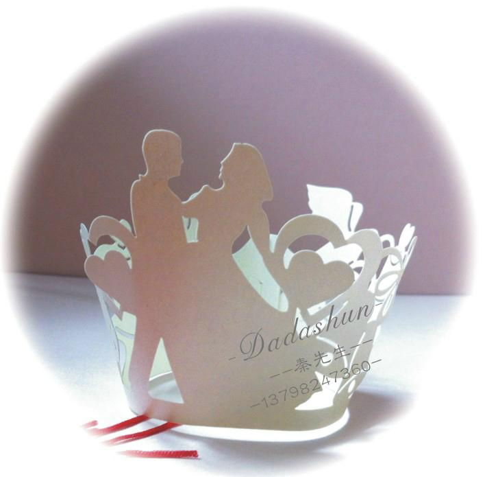 Wholesale custom wedding upscale cake paper cups around edge laser hollow