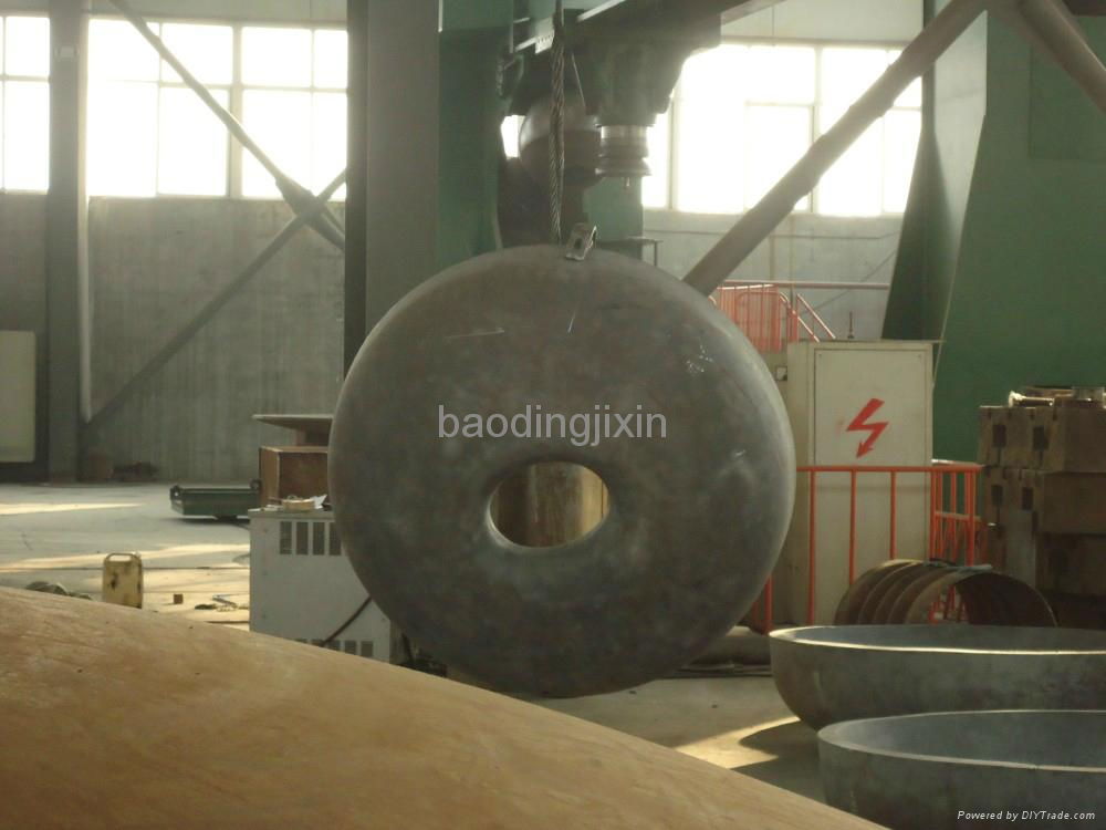 carbon steel inner punching dish ends manufacture 3