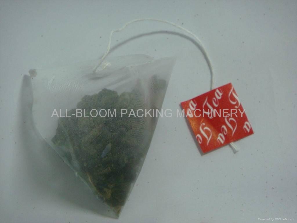 Pyramid tea bag packing machine 4