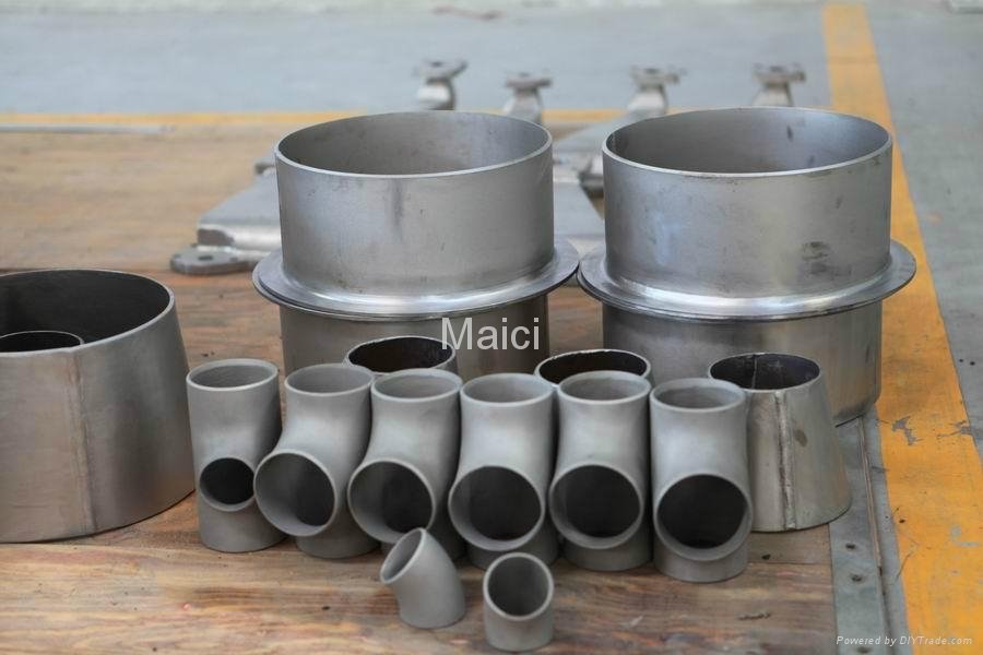 BUTT WELDED STAINLESS STEEL PIPE FITTING 2