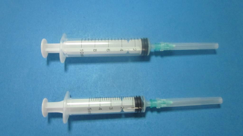 sterile syringe with CE  3