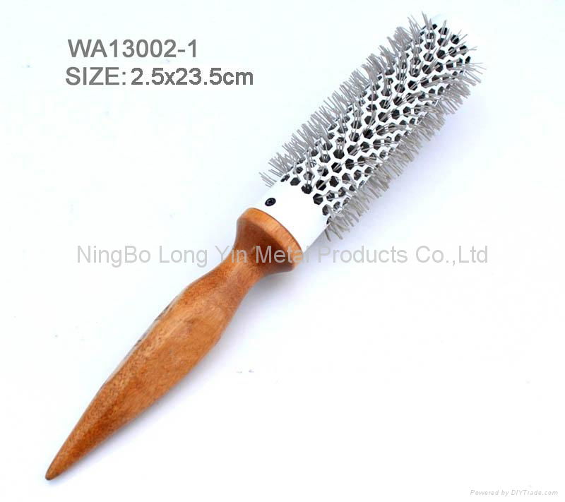 Wooden hair brush 2