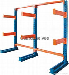 Cantilevered storage rack