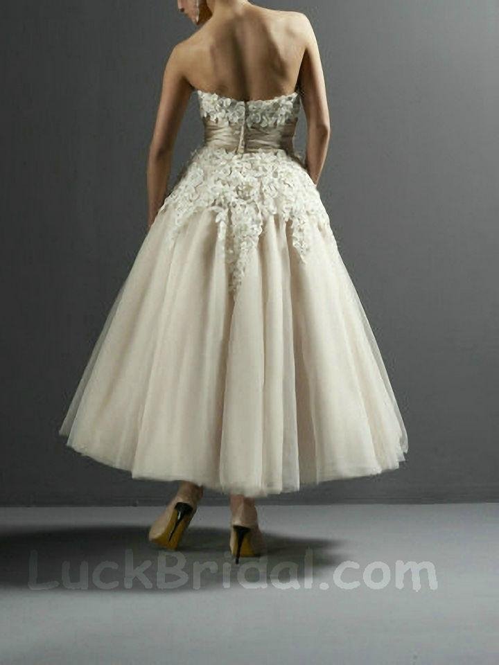 Applique Wedding Dress Elegant A Line Strapless Sash Bridal Gown 2