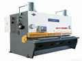 Hydraulic CNC  Guillotine shearing machine 1