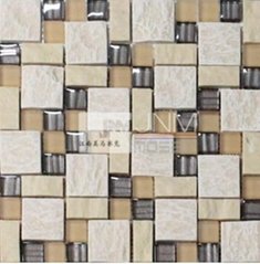 glass mosaic pair up with stone 