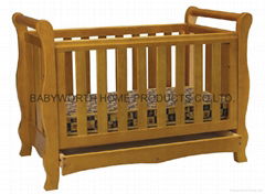 luxurious Sleigh 3 in 1 cot 