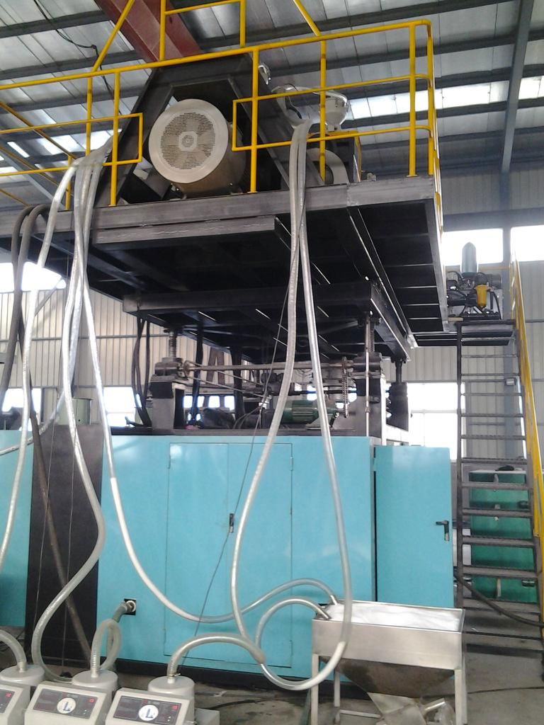 2000 Liter water tank blow moulding machine(three layers)