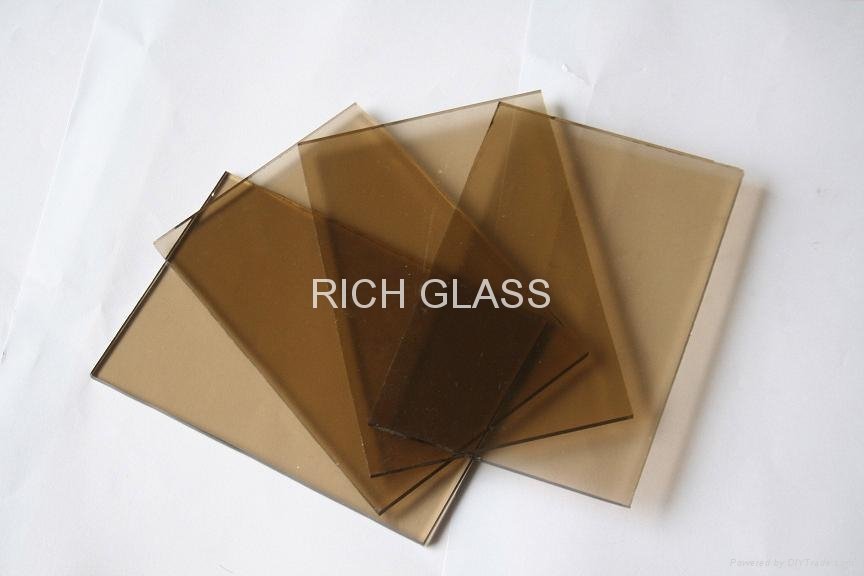Tinted float glass