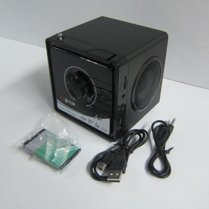 2013 hot sale Portable speaker with usb input A1 4