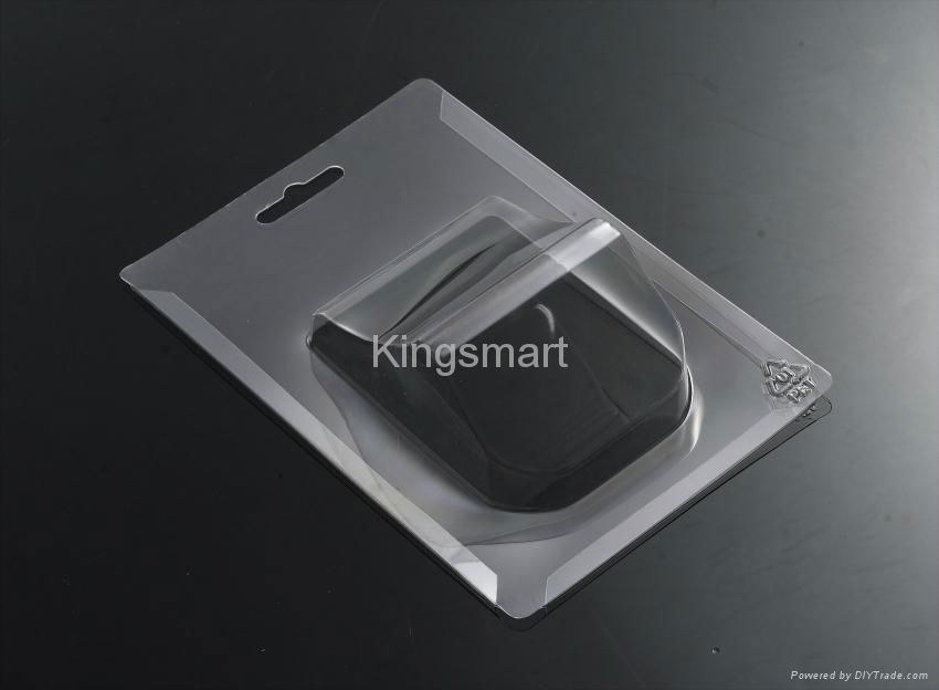 Vacuum forming plastic clamshell packaging for electronics 4