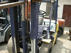 Forklift 