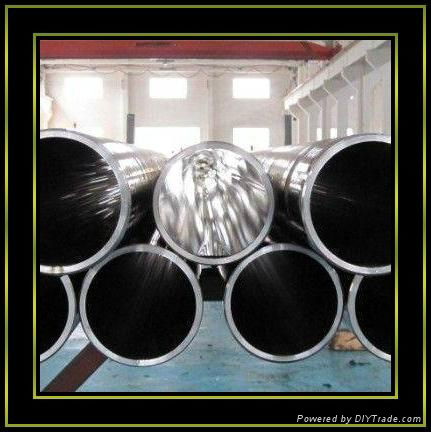 ST52 Hydraulic Pipe 3