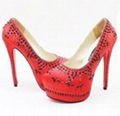 high-heeled shoes 1