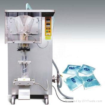 SACHET PACKAGING MACHINE