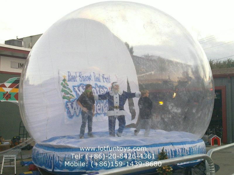 Giant Inflatable Human Snow Globe for Christmas Holiday 5