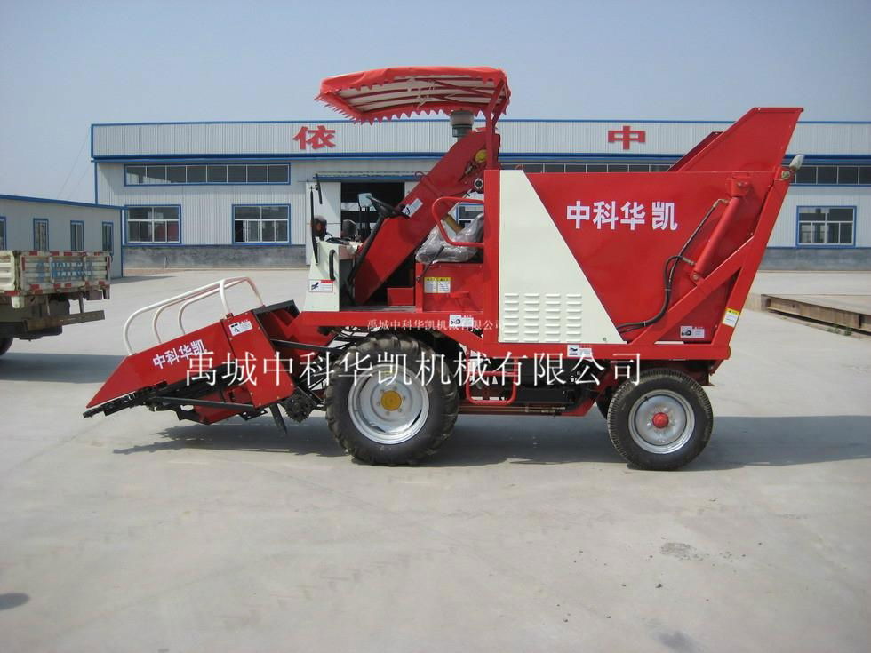 4YZ-2 self-propelled corn harvester