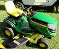 John Deere D140 48 in. 22 HP Hydrostatic