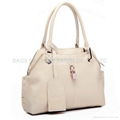 Wholesale handbag Genuine leather women shoulder bag Beige from bangkok thailand 4