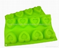 SILICONE ROUND CAKE PAN WITH HANDLE