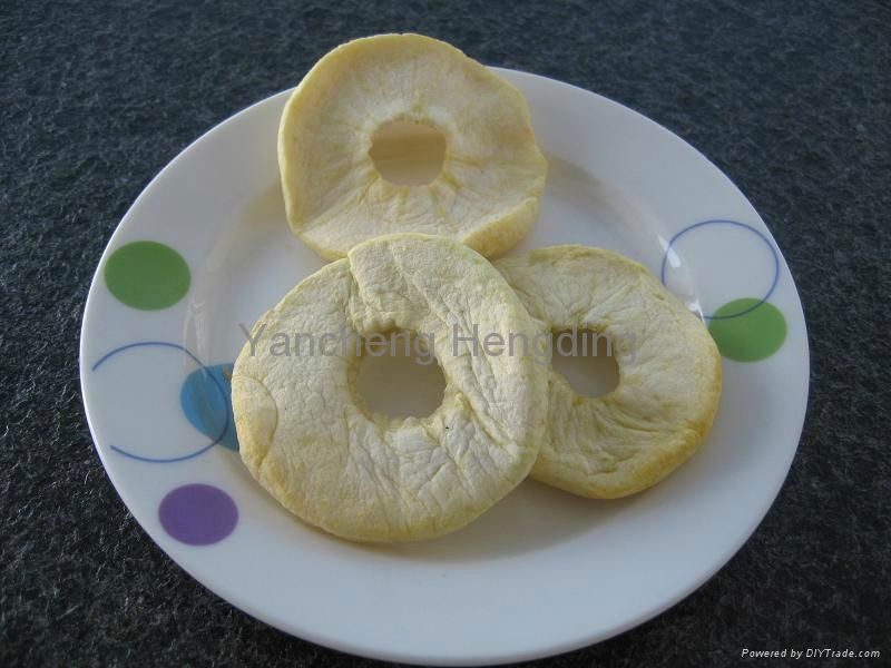 Dehydrated apple dices 2