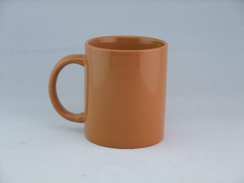 bright color glazed ceramic cup