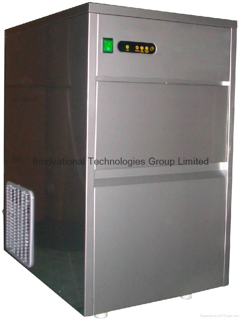 Commercial ice maker