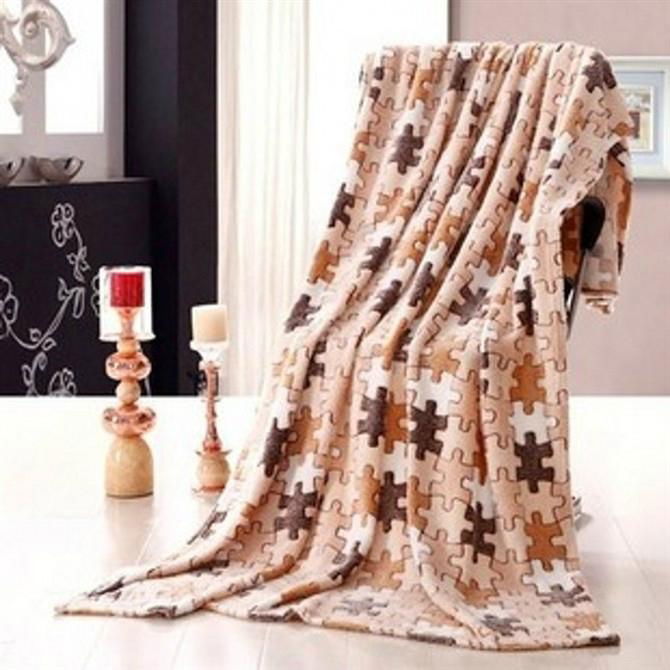 100% POLYESTER PRINTED CORAL FLEECE BLANKET