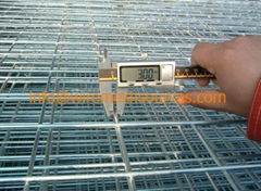 Galvanized welded mesh panel