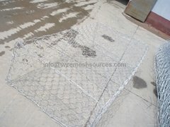 Hot galvanized gabion box for protecting the river bank 