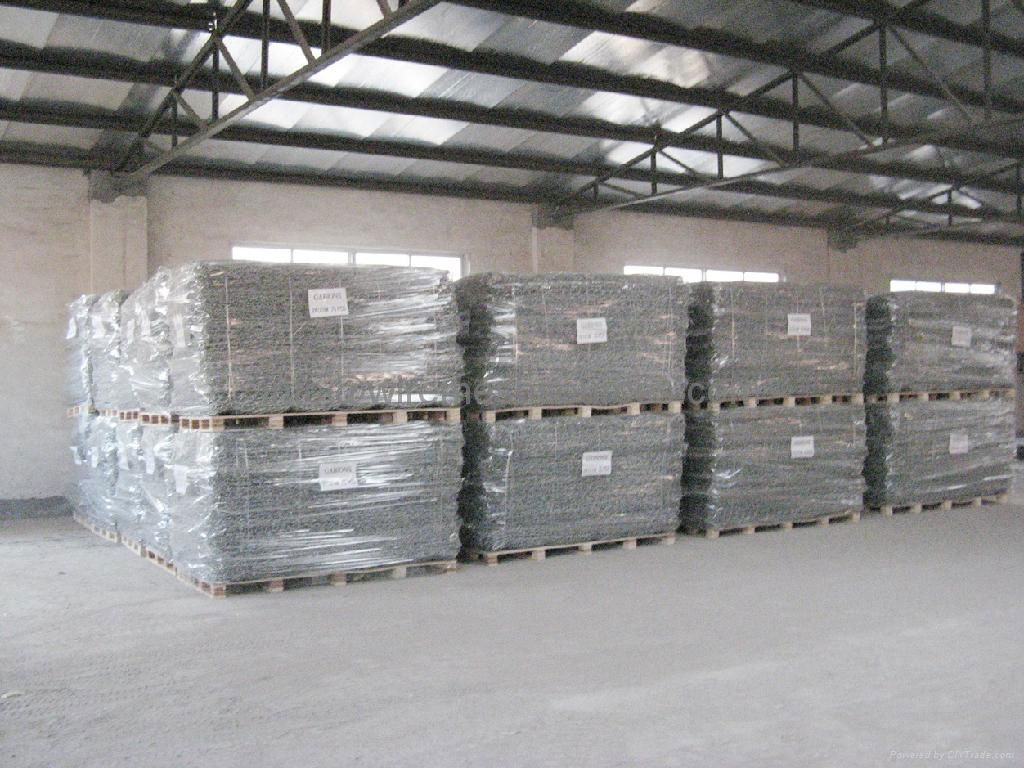 Hot galvanized gabion box for protecting the river bank  5