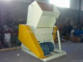 Rubber and solid plastic crusher. 2