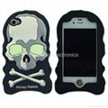 Skull Design Apple iPhone 4/4S Phone