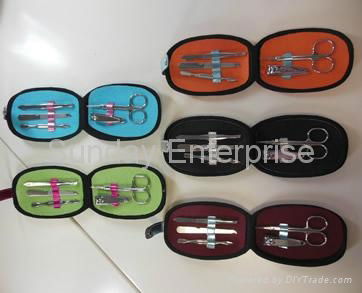simple design manicure set easy to take 2